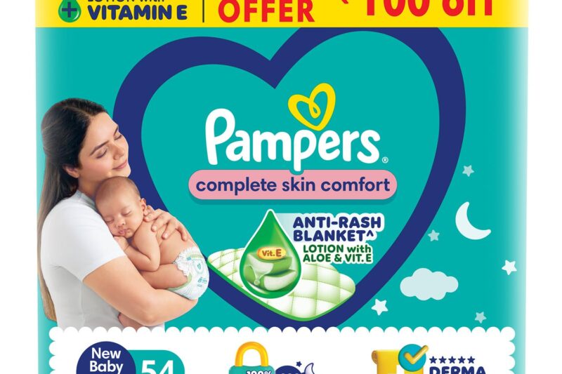 Pampers Complete Skin Comfort Pants, Anti-rash blanket, Lotion with Vitamin E & Aloe Vera, New Born/X-Small (NB/XS), 54 Count, Upto 5kg