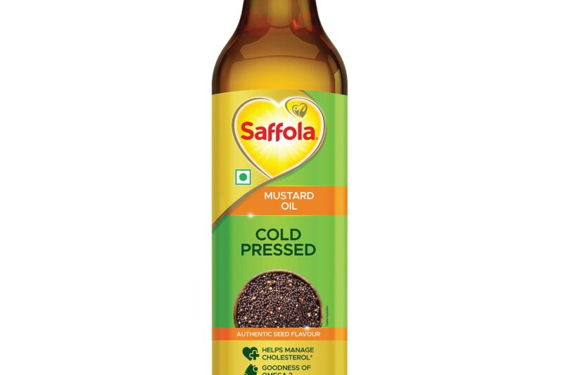 Saffola Cold Pressed Mustard Oil | 100% Cold Pressed Mustard Seed Oil | Kachi ghani Mustard Oil, 0 trans fat, Unrefined, Chemical free | Helps Manage Cholesterol, Goodness of Omega 3 with Authentic Seed Flavour | 1L Pet Bottle