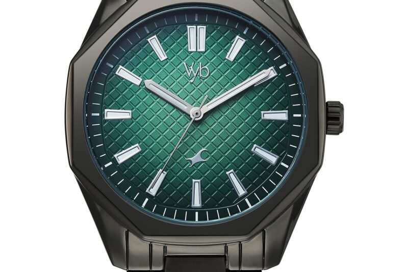 Buy Fastrack Vyb Quest with Quartz Analog Green Dial Grey Zinc Alloy Strap Watch for Men – FV30042QM02W at Amazon.in