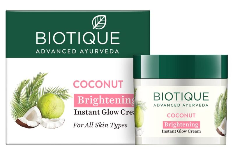 Biotique Coconut Brightening Instant Glow Cream| Lightweight and Non-Greasy | Reduces Dark Spots and Protects Ageing | Nourished and Moisturized Skin |100% Botanical Extracts| All Skin Types | 50gm