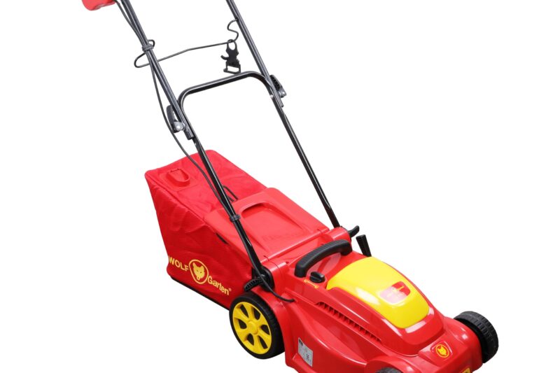 Wolf-Garten 18BKHJH2650 1600W 3500 RPM Electric 3-in-1 Lawn Mower, 14″(35cm) Winged Blade, Max. Mowing Area 350 Metre Square, 40L Grass Catcher Capacity, Soft Grip Handle, Cable Not Included, A 370 E