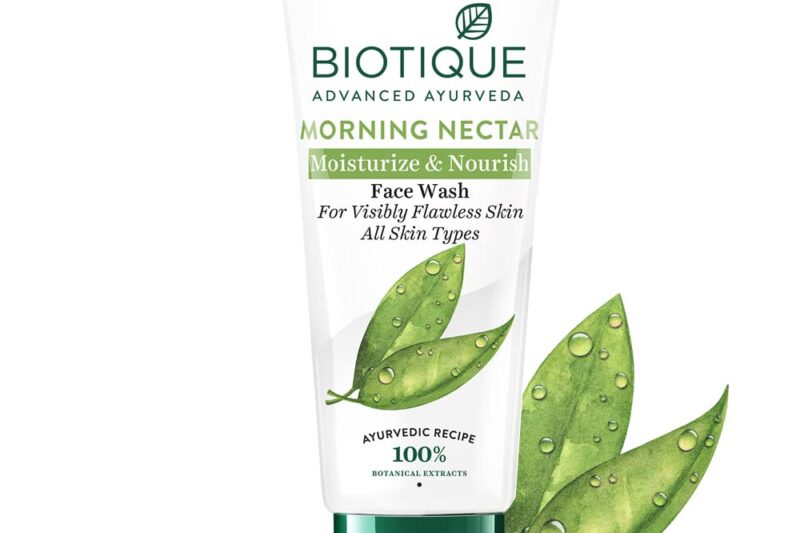 Biotique Morning Nectar Moisturize & Nourish Face Wash | Contains Wild Turmeric, Neem Leaves, & Morning Nectar | Visibly Flawless Skin | Suitable for All Skin Types | 150 ml