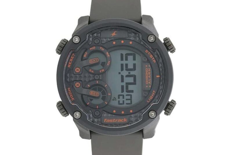 Fastrack Trendies Analog Men’s Watch NM38045PP03/NN38045PP03