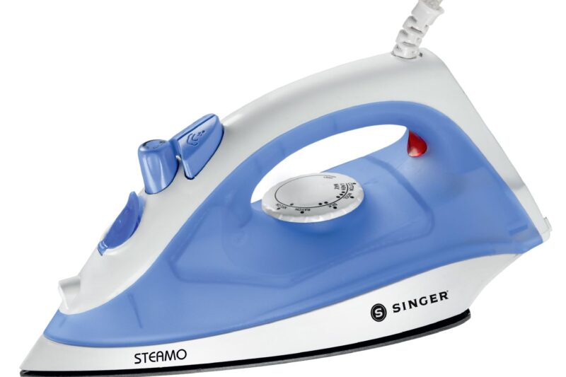 SINGER Steamo 1200-Watt Steam Iron with 200 ML water tank | Quick Heat | Dry/Steam/Spray Functions | Powerful Steam Burst | Non-Stick Soleplate | Self Cleaning | 2-Year Warranty | Blue