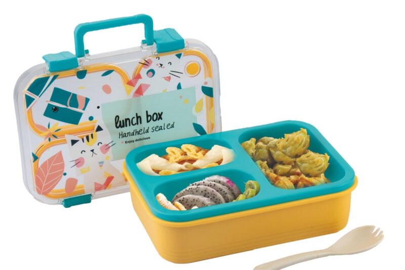 ATTRO Kitty Kart Plastic Lunch Box – 3 Compartment Bento Tiffin, Leak-Proof & Durable, Plastic Cutlery, Ideal for Kids, School,Picnic – 800ml, Blue Orange